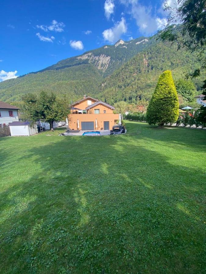 Appartement Moderne Avec Terrasse Et Piscine A Chatel Sur Bex Exterior photo